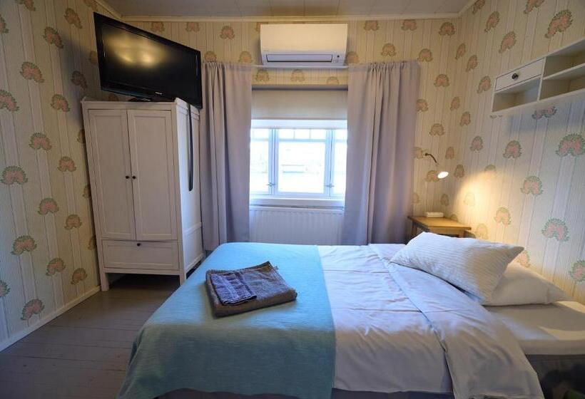 הוסטל Liekorannan Majatalo  Kodinomaista Majoitusta Rautatieasemaa Vastapäätä