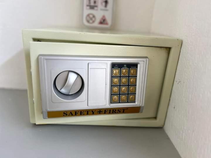 ユースホステル Studio Apartment With Kitchen