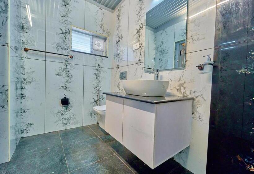 旅馆 Vintage Inglenook Premium Ooty Bungalow By Voye Homes