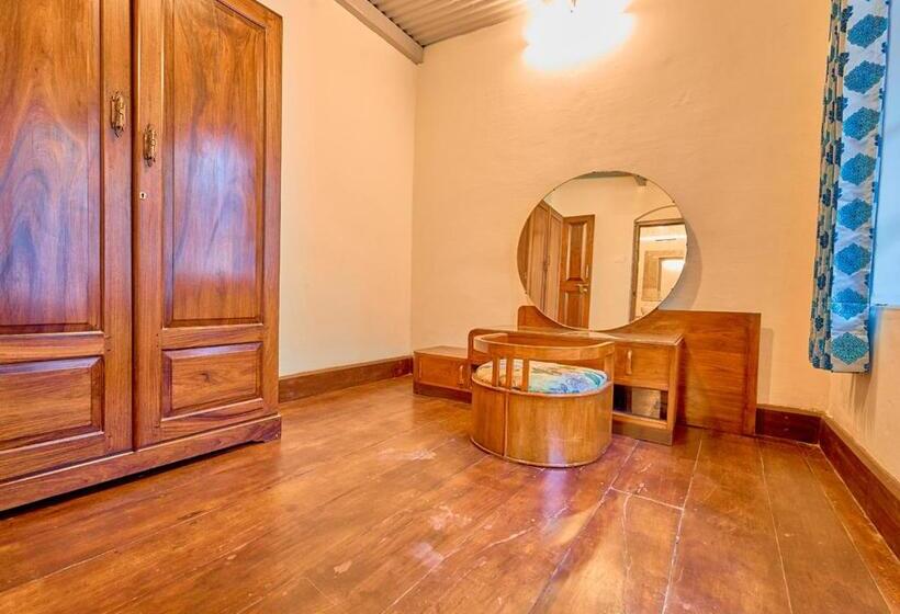 旅馆 Vintage Inglenook Premium Ooty Bungalow By Voye Homes