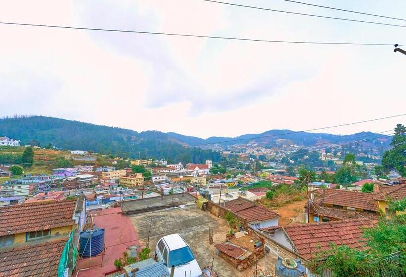 旅馆 Vintage Inglenook Premium Ooty Bungalow By Voye Homes