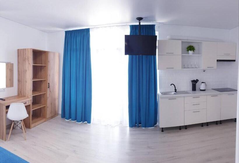 هاستل Zatokas Sun Club