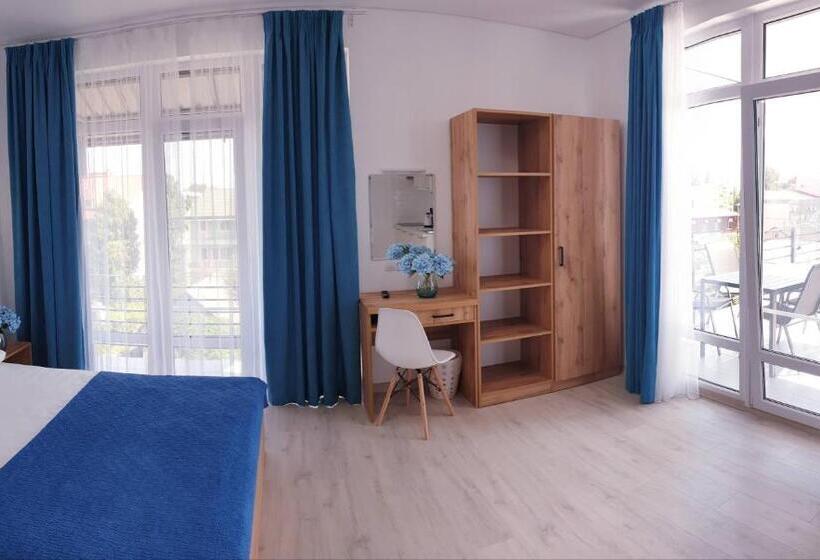 هاستل Zatokas Sun Club