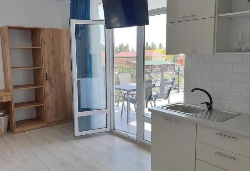 هاستل Zatokas Sun Club