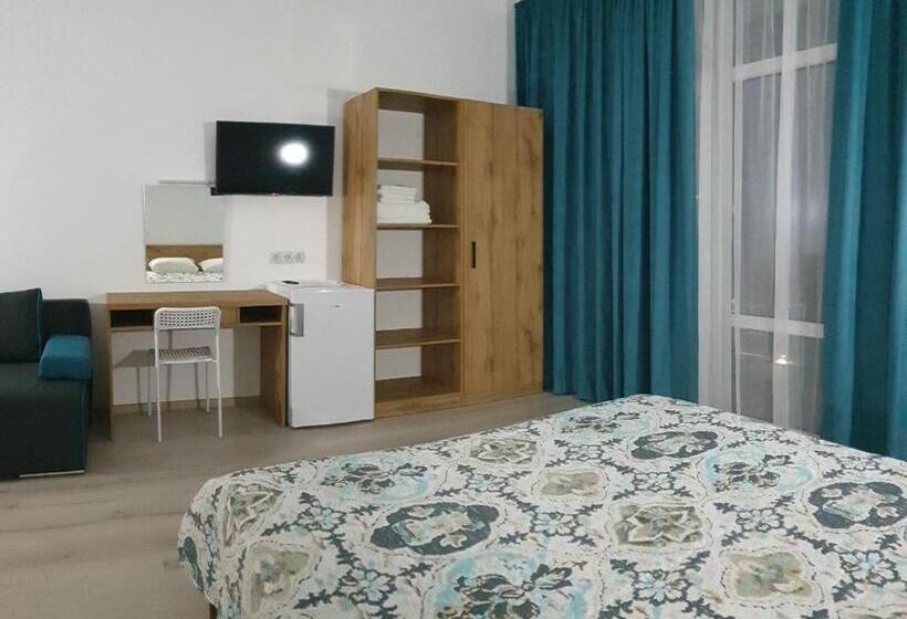 هاستل Zatokas Sun Club