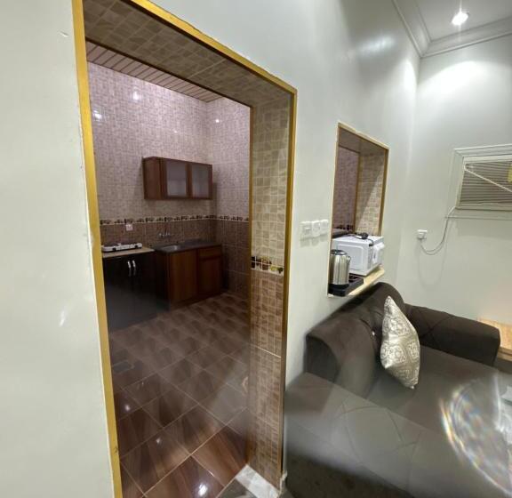 Aroos Al Shati Furnished Units
