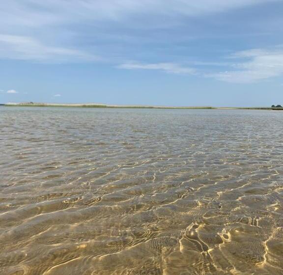 تختخواب و صبحانه комфортабельный коттедж