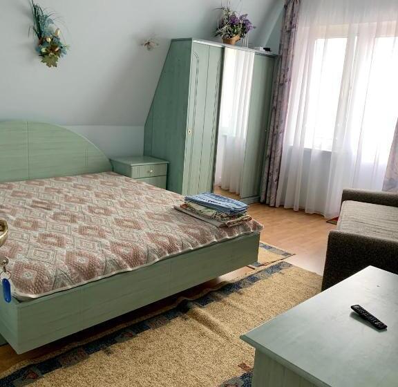 تختخواب و صبحانه комфортабельный коттедж