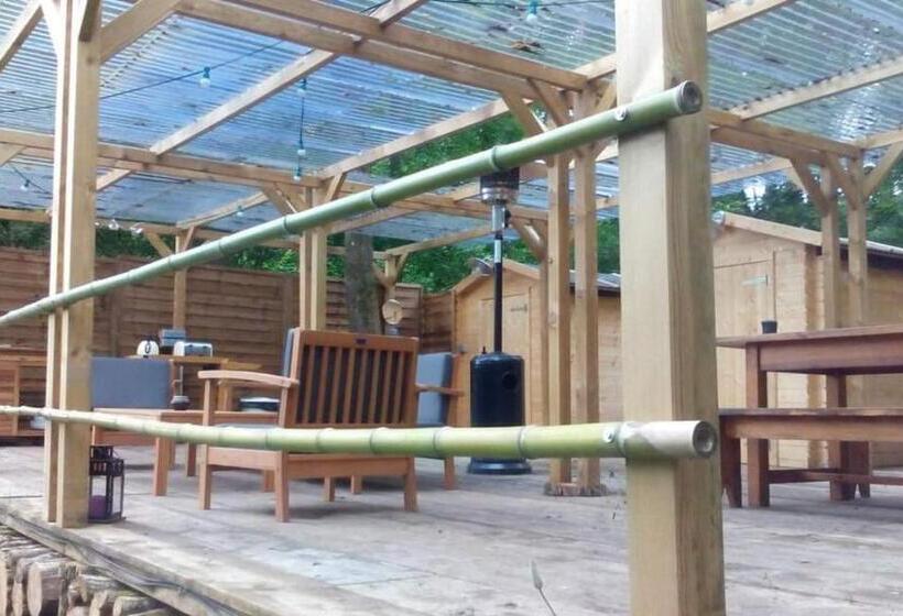 مبيت وإفطار Au Chat Qui Pêche