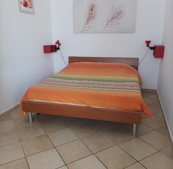 مبيت وإفطار Caruseddhri