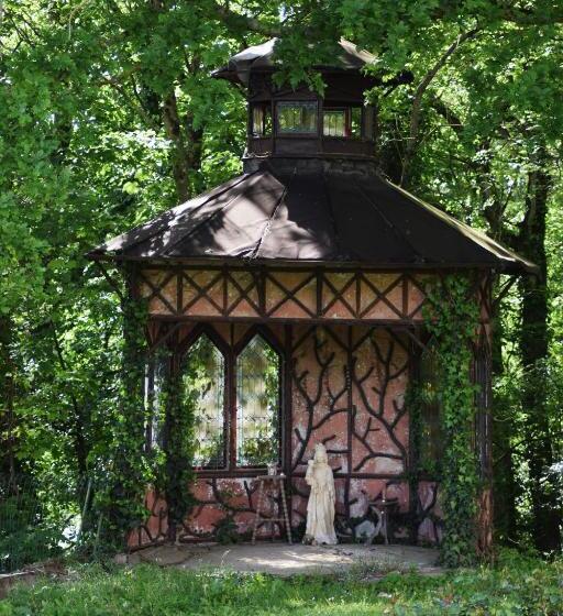 ベッドアンドブレックファースト Château De La Luardaye