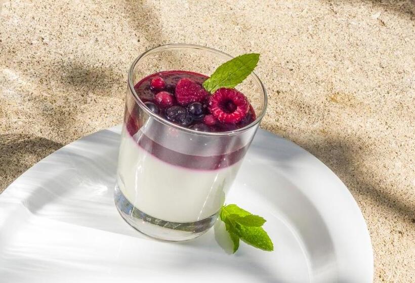 Bed and Breakfast L Ostal De Soubrey