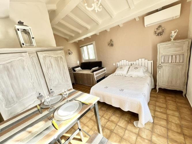 Bed and Breakfast La Bastide Du Levant A 50m De La Plage