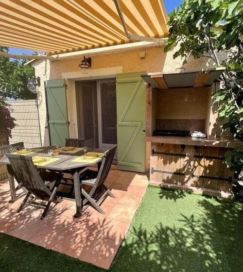 住宿加早餐  La Bastide Du Levant A 50m De La Plage