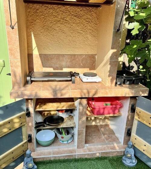 Bed and Breakfast La Bastide Du Levant A 50m De La Plage