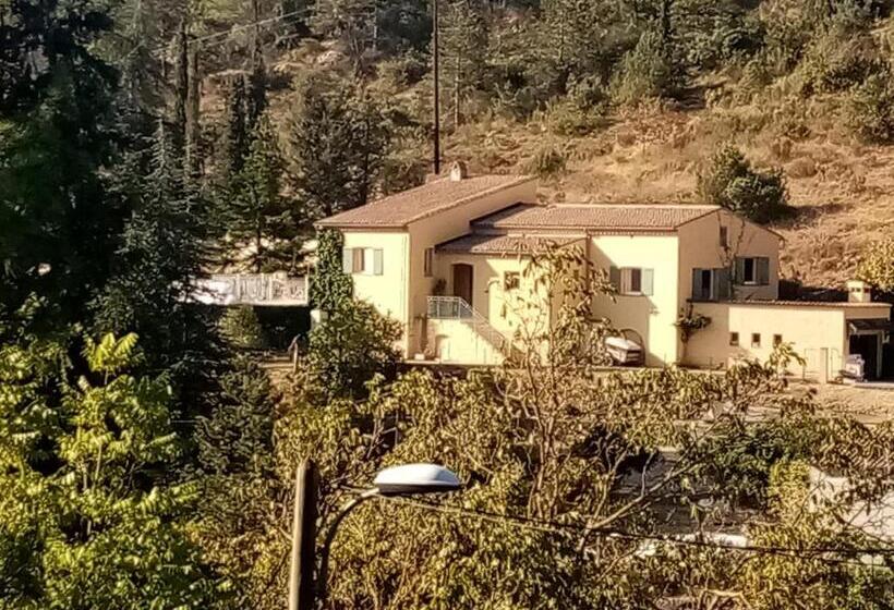 مبيت وإفطار La Casa