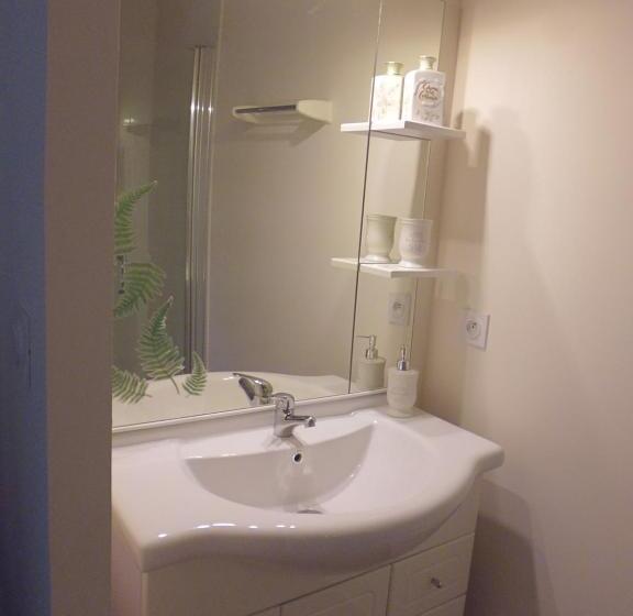 민박 La Fleur De Lys