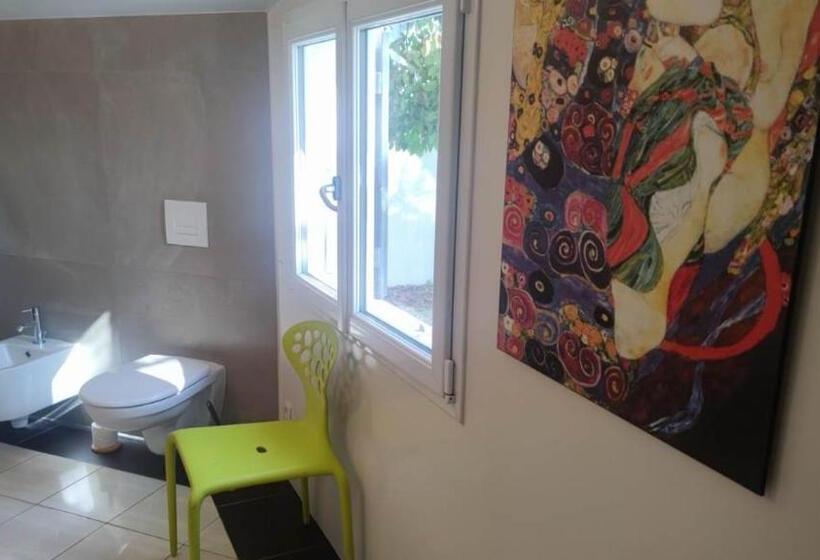 住宿加早餐  La Maison De Lison