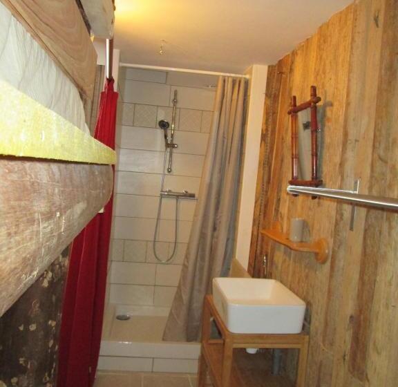 مبيت وإفطار Le Chalet De La Conversaria