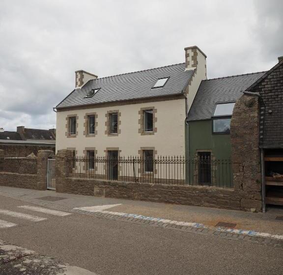 مبيت وإفطار Les Pingouins Du Puits