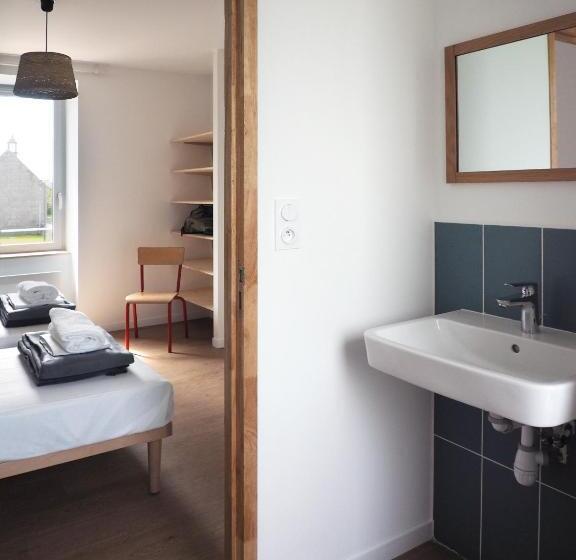 مبيت وإفطار Les Pingouins Du Puits