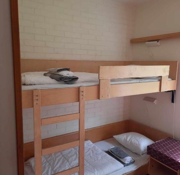 צימר Mäshult Kurs & Lägergård