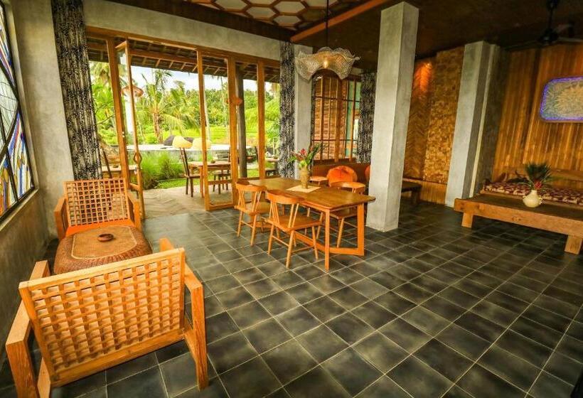 住宿加早餐  Omantra Home Bali