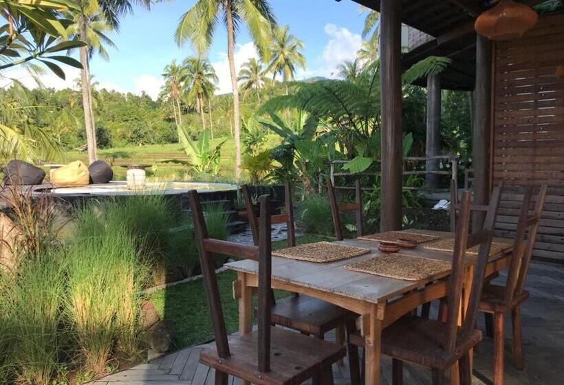 צימר Omantra Home Bali