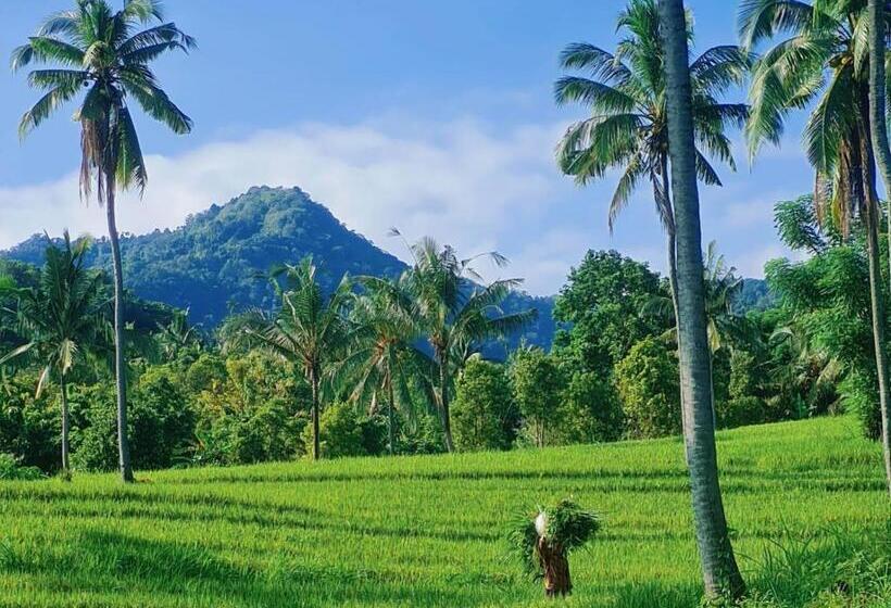 צימר Omantra Home Bali