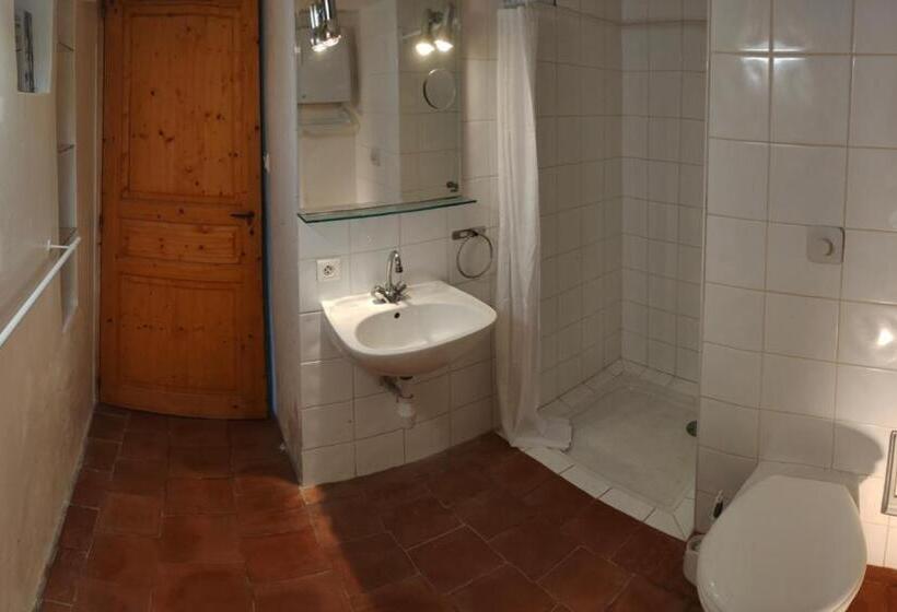 Bed and Breakfast Rue Du Château à Cabrières D Avignon