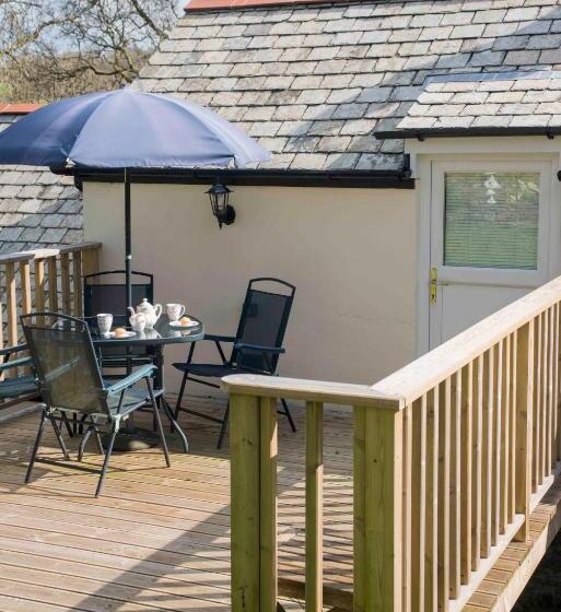 צימר Smallholding Retreat