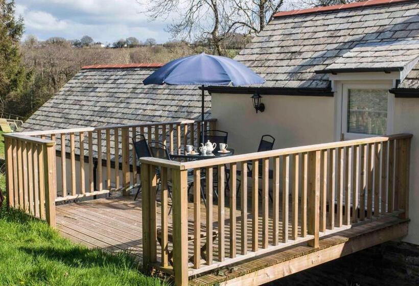 צימר Smallholding Retreat