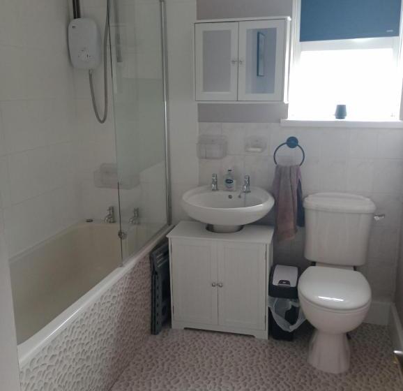 مبيت وإفطار Upstairs At Pebble Point