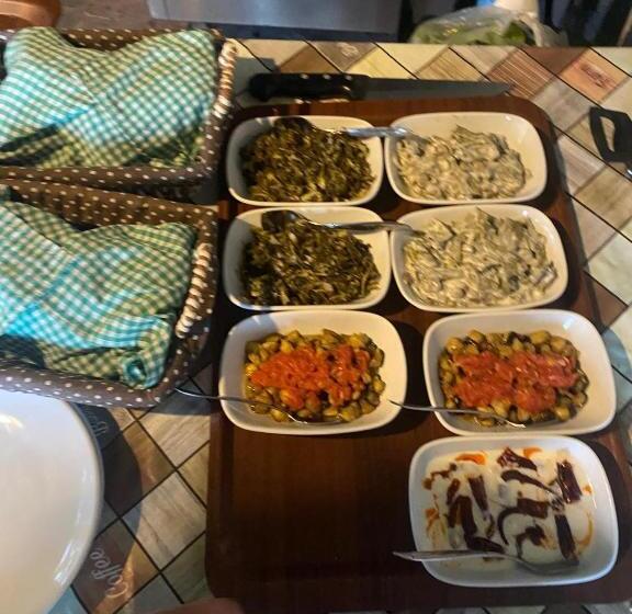 مبيت وإفطار Yakamoz Motel & Restaurant