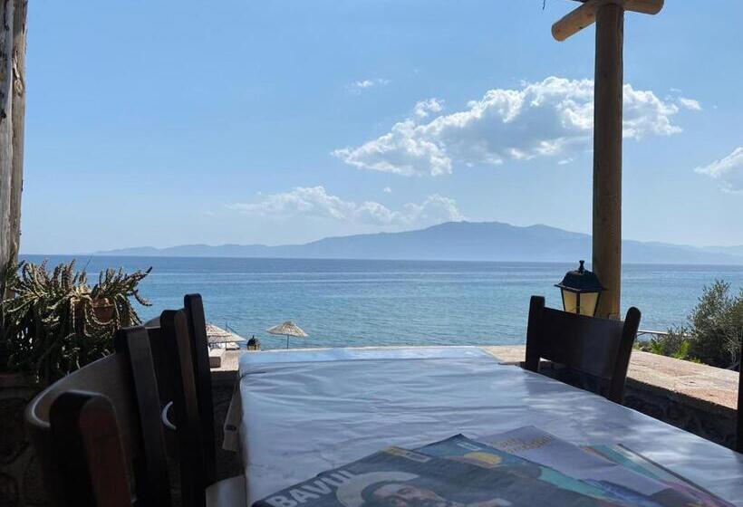 ベッドアンドブレックファースト Yakamoz Motel & Restaurant