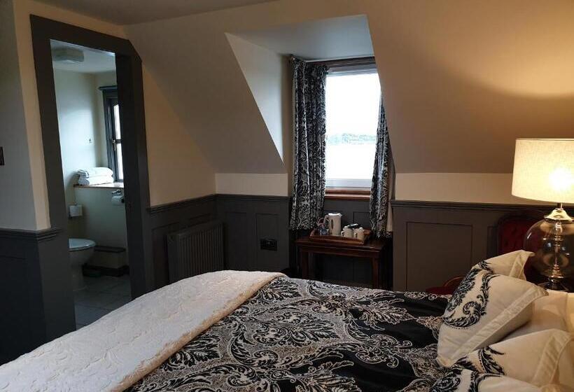 Cliffe House Bed & Breakfast