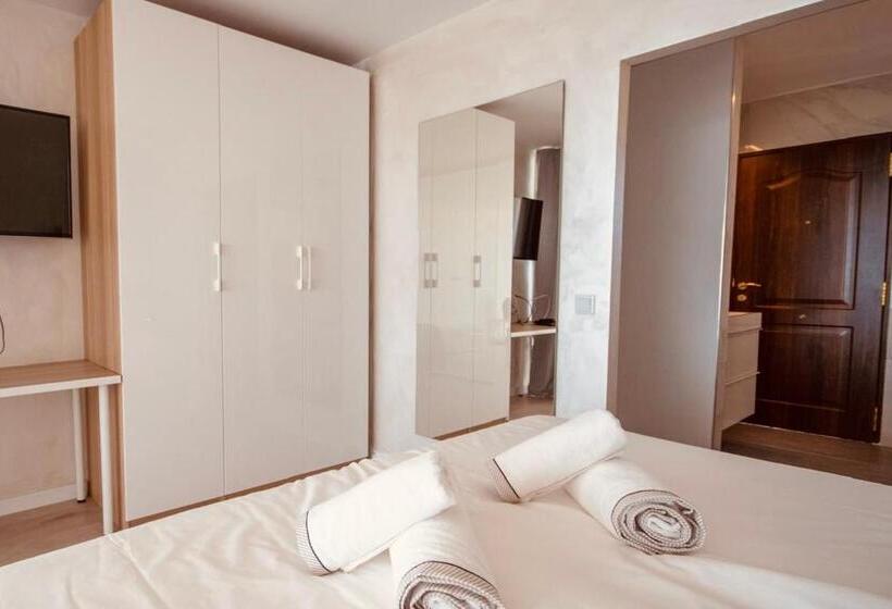 Penthouse Seaview   Destination Apartments Marbella