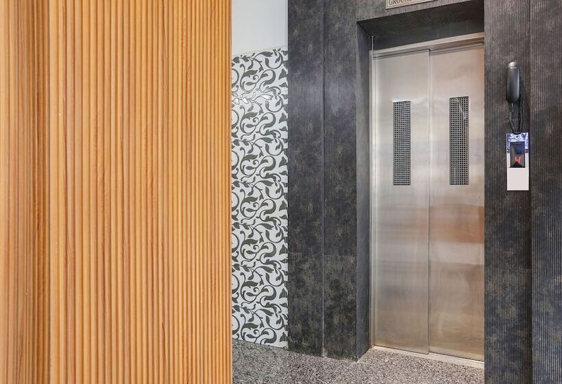 Fabhotel Prime Panchwati Regency