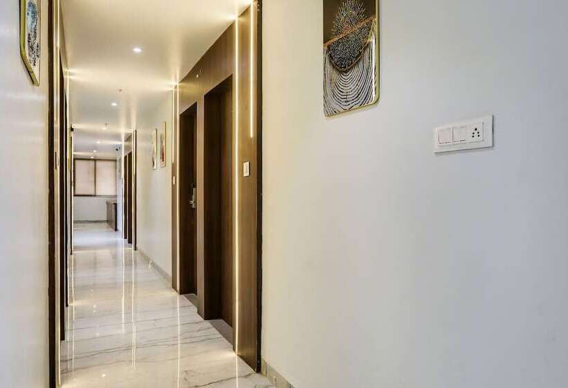 Fabhotel Prime Panchwati Regency