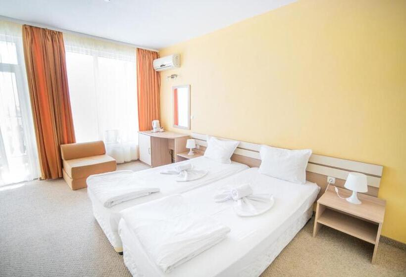 ホテル тропикана