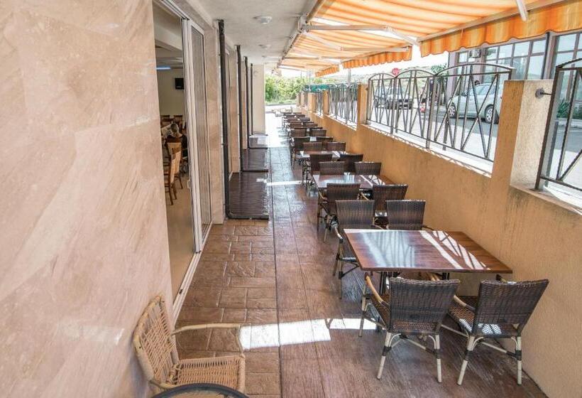 ホテル тропикана