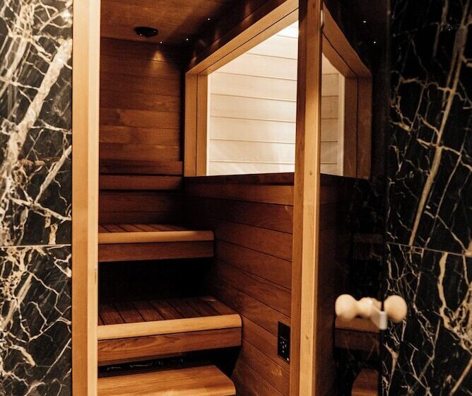 בית מלון כפרי Aito Igloo & Spa Resort