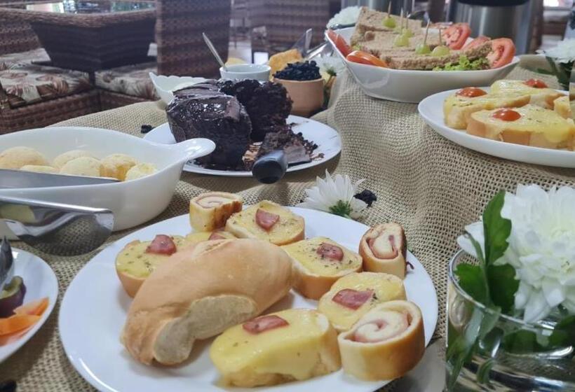 Отель Amazon Palace