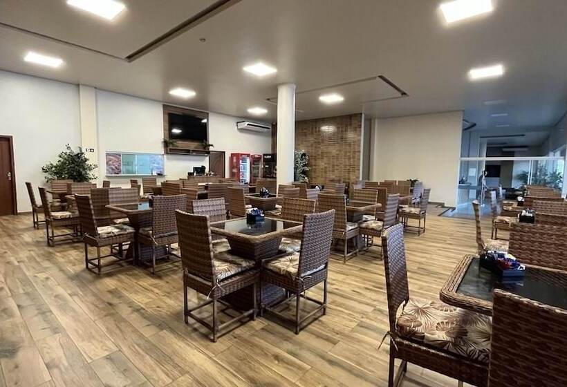 Отель Amazon Palace