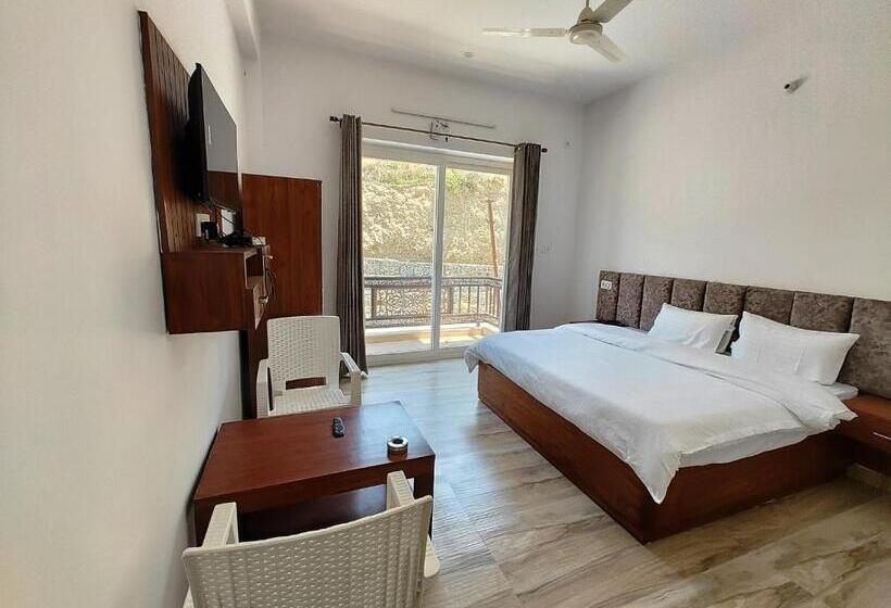 Отель Anantam Residency