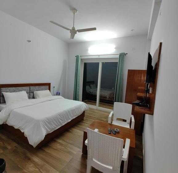 فندق Anantam Residency