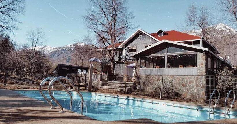 בית מלון כפרי Boutique Anttuy   Snow Spa