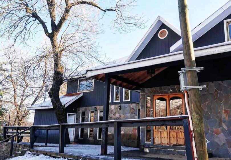 בית מלון כפרי Boutique Anttuy   Snow Spa