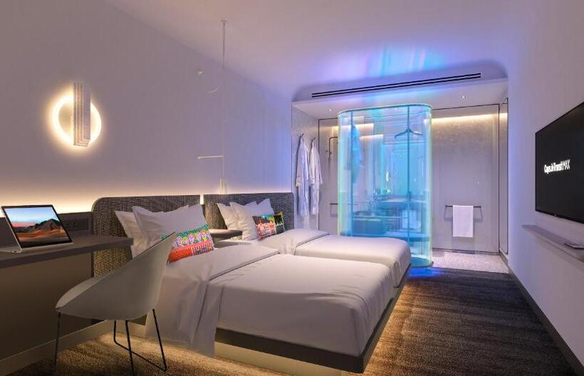 Hotel Capsuletransit Max   Terminal 2