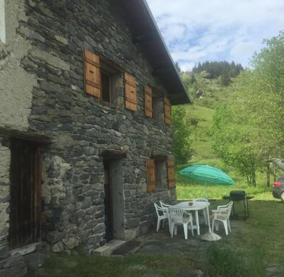 호텔 Chalet D Alpage Du Folliex Attention Validez Votre Réservation Par Téléphone